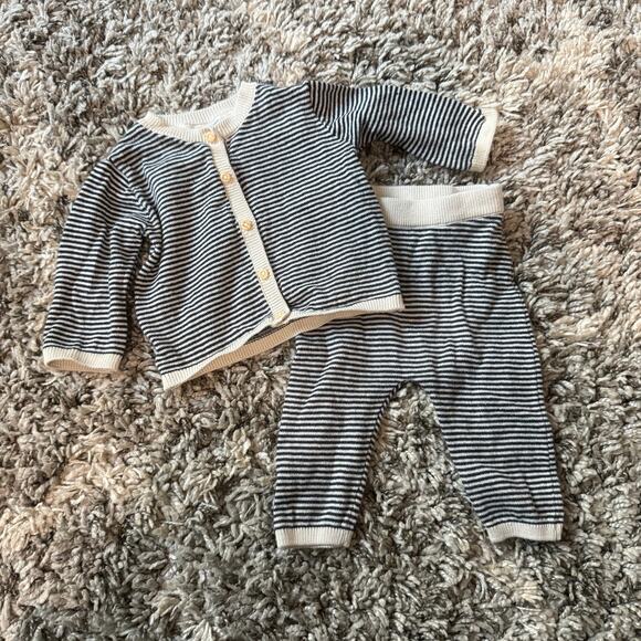 H&M Newborn Baby Cotton Sweater Set Outfit Black Stripe Cardigan Pants Newborn - Picture 1 of 8